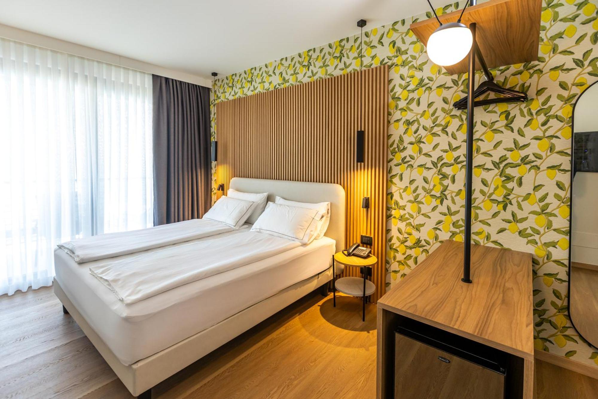 Hotel Europa Sirmione Exteriör bild